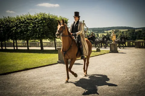 Кадр из фильма Убийство в поместье Пемберли