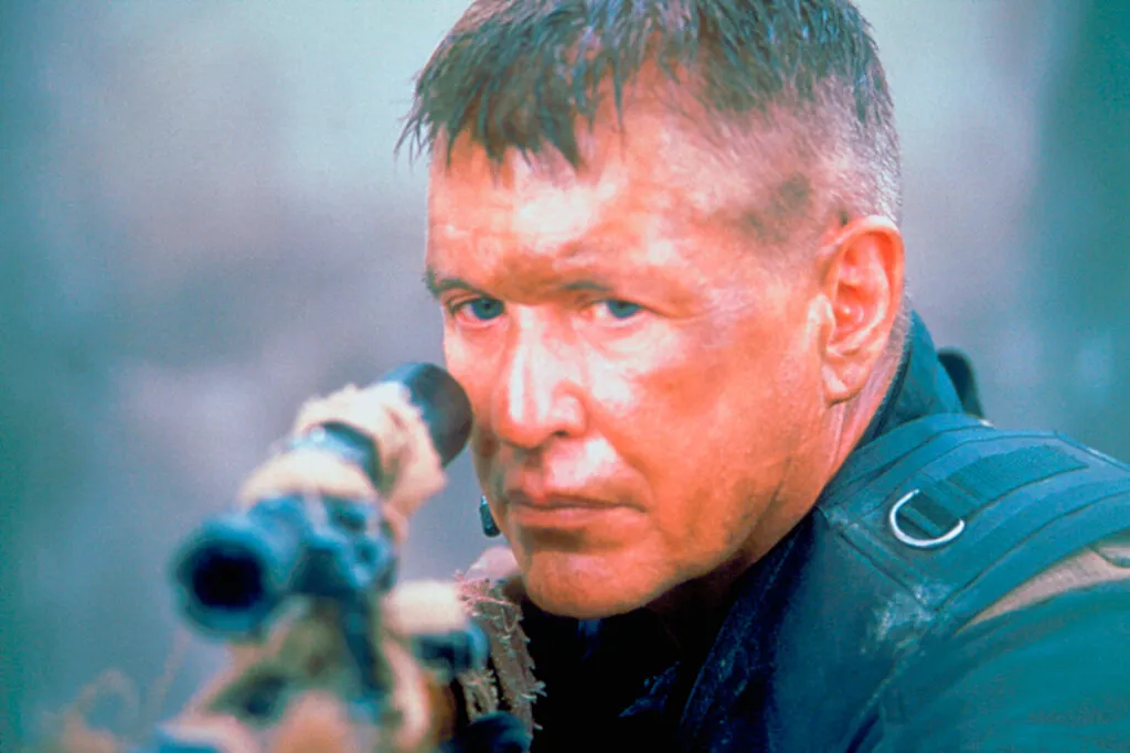 Кадр из фильма Снайпер 2