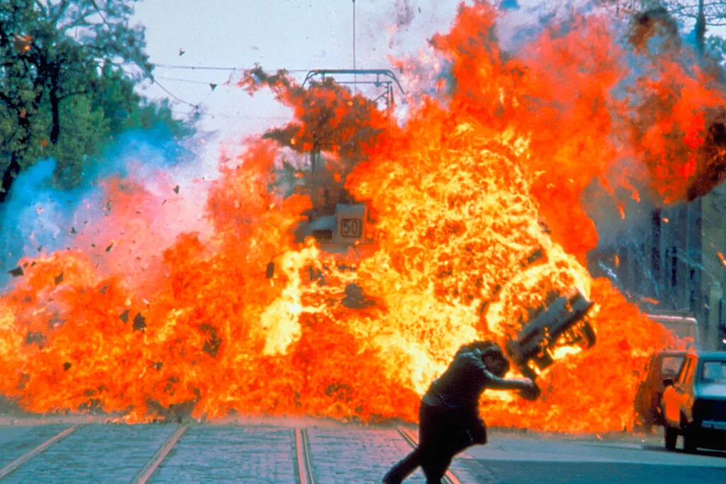 Кадр из фильма Снайпер 2