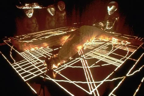 Кадр из фильма Секретные материалы