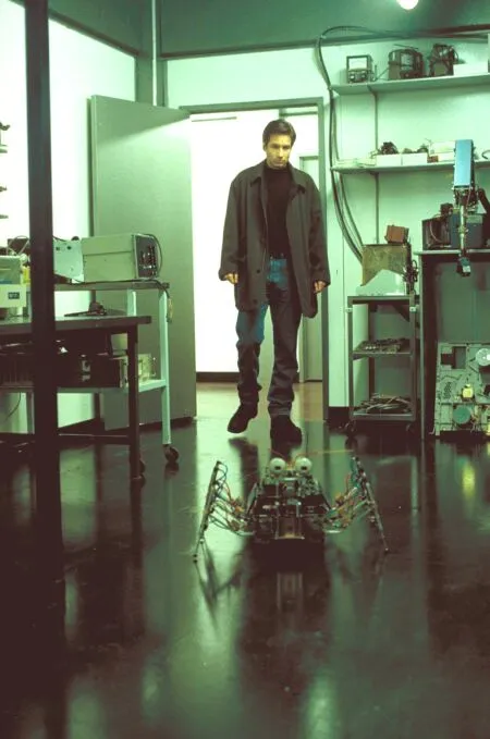 Кадр из фильма Секретные материалы