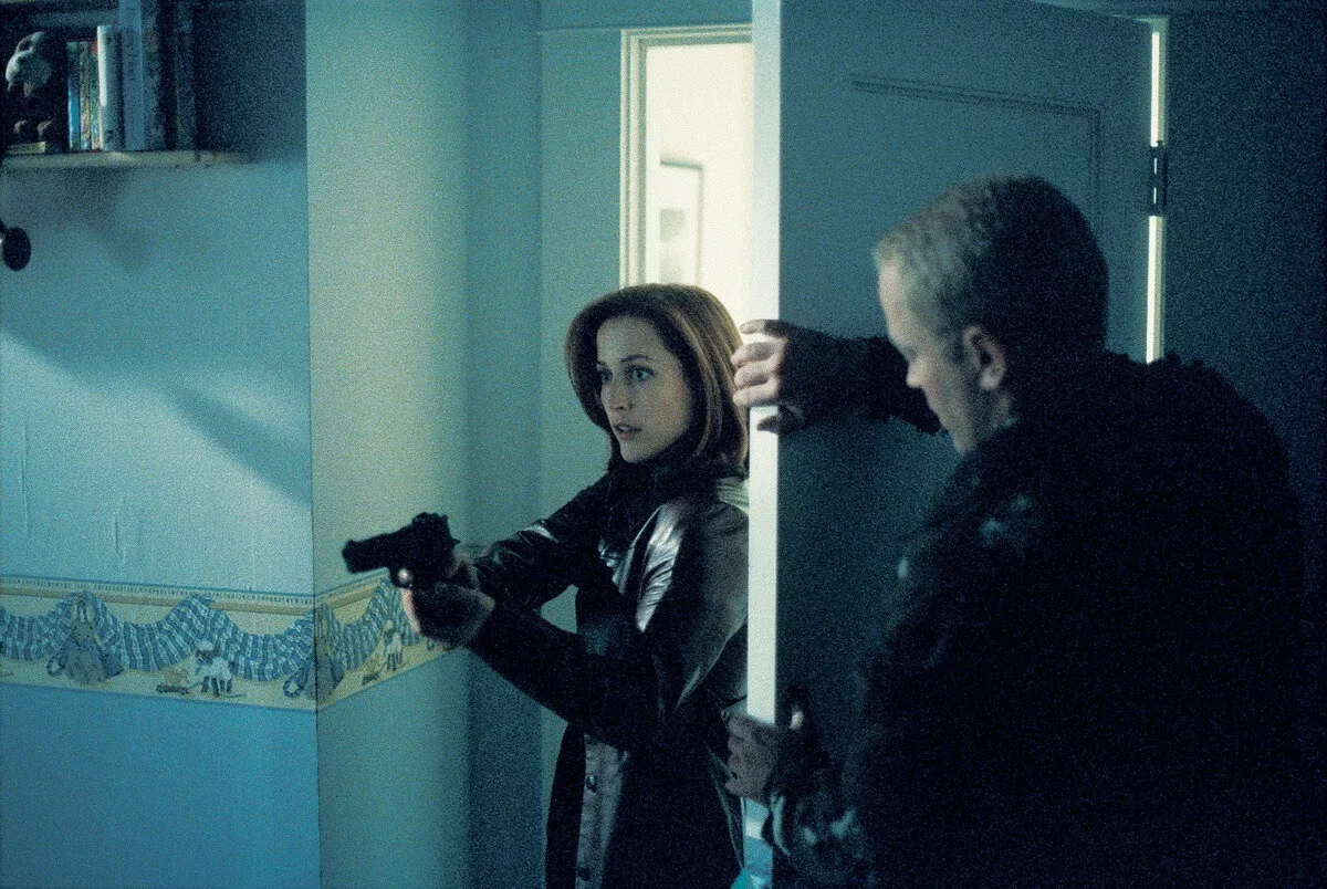 Кадр из фильма Секретные материалы