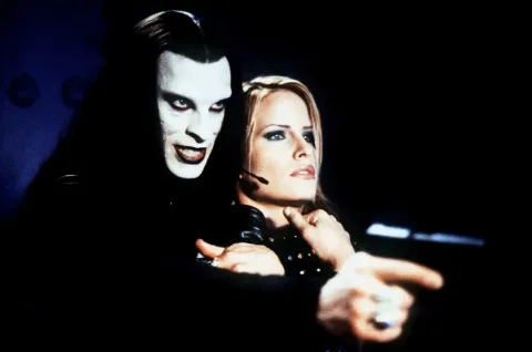 Кадр из фильма Турбулентность 3: Тяжёлый металл