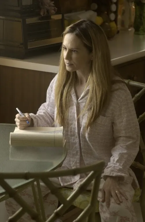 Кадр из фильма Большая белая обуза