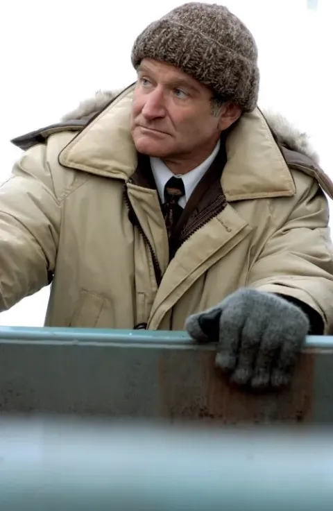 Кадр из фильма Большая белая обуза