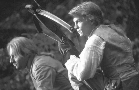 Кадр из фильма Братство волка