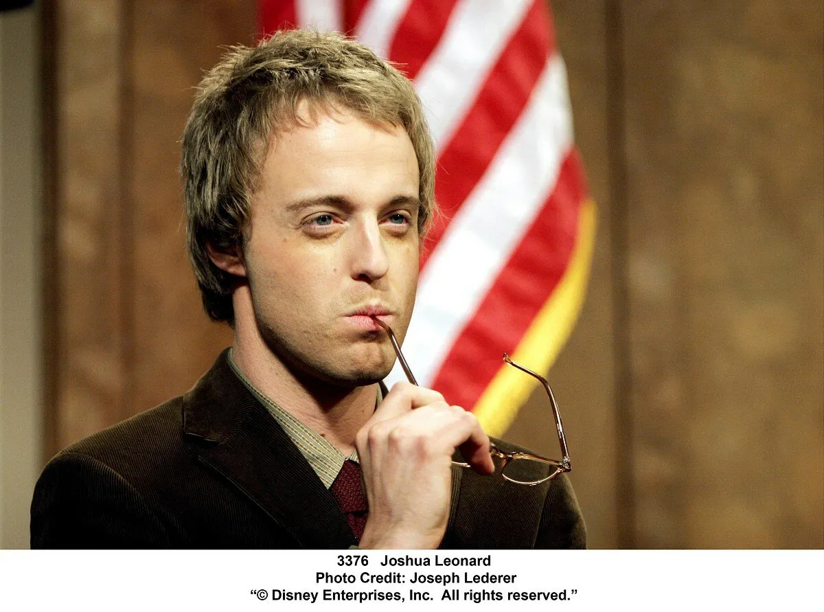 Кадр из фильма Лохматый папа