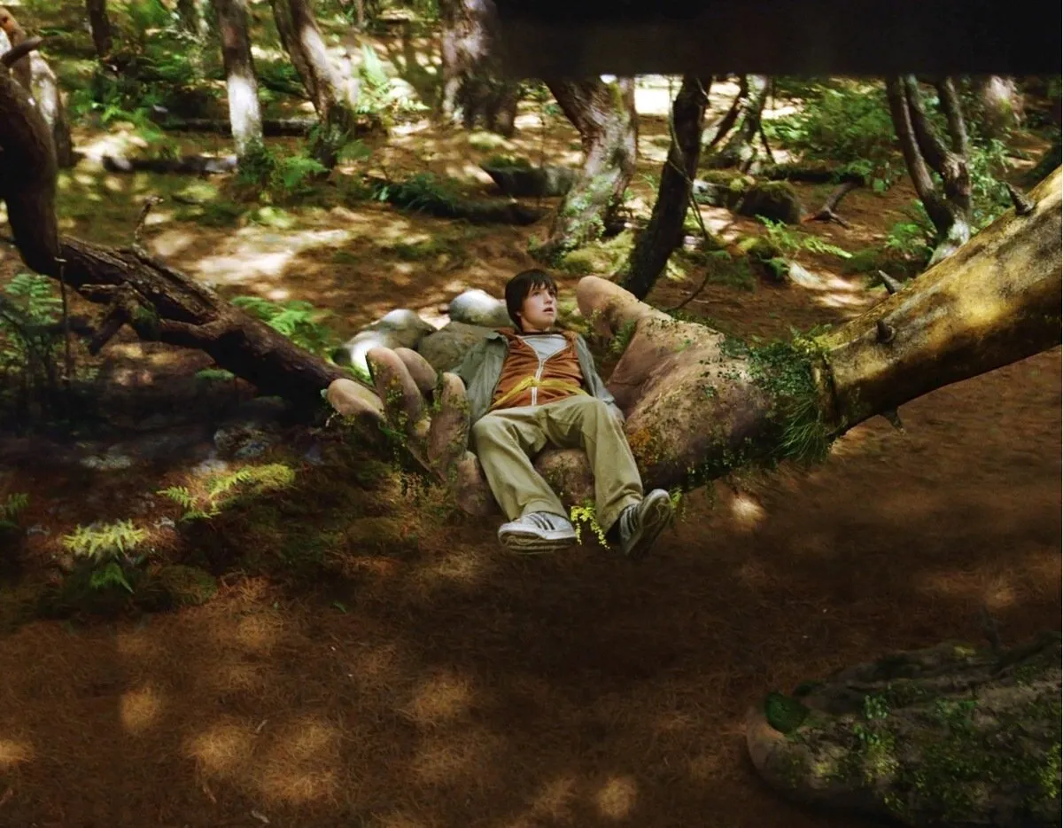 Кадр из фильма Мост в Терабитию