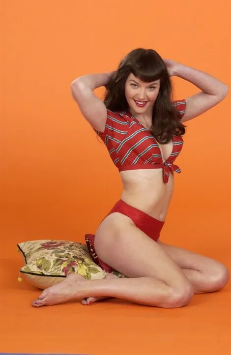 Кадр из фильма Непристойная Бетти Пейдж