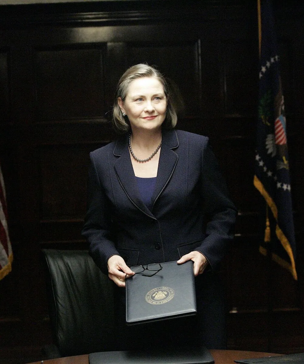 Кадр из фильма 24 часа