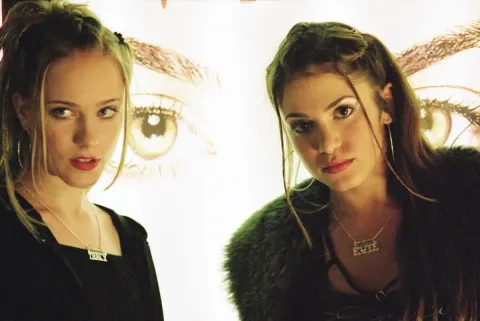 Кадр из фильма Тринадцать