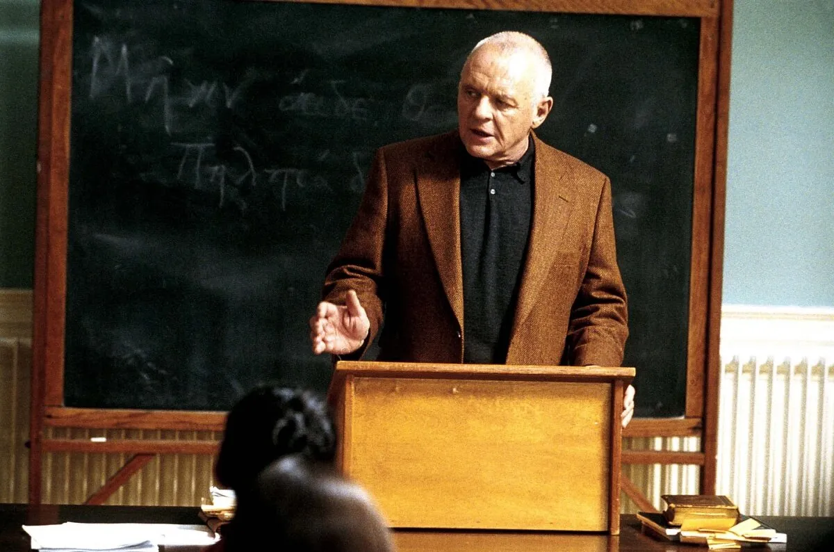 Кадр из фильма Запятнанная репутация