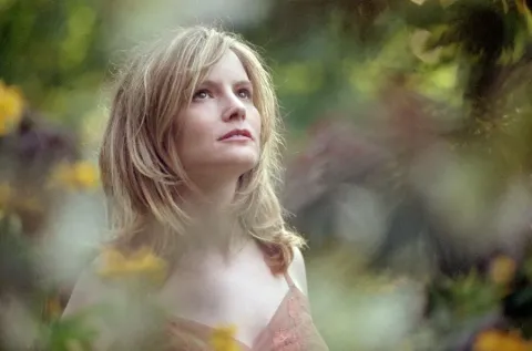 Кадр из фильма Темная сторона страсти