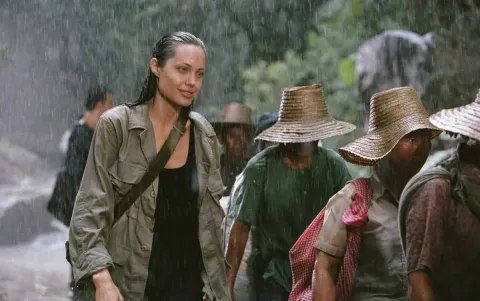 Кадр из фильма За гранью