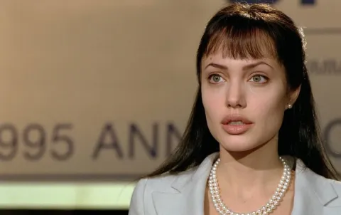 Кадр из фильма За гранью