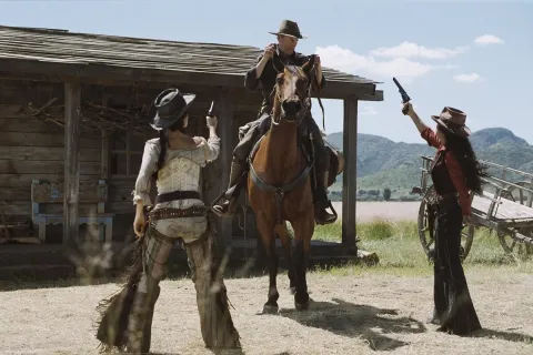 Кадр из фильма Бандитки