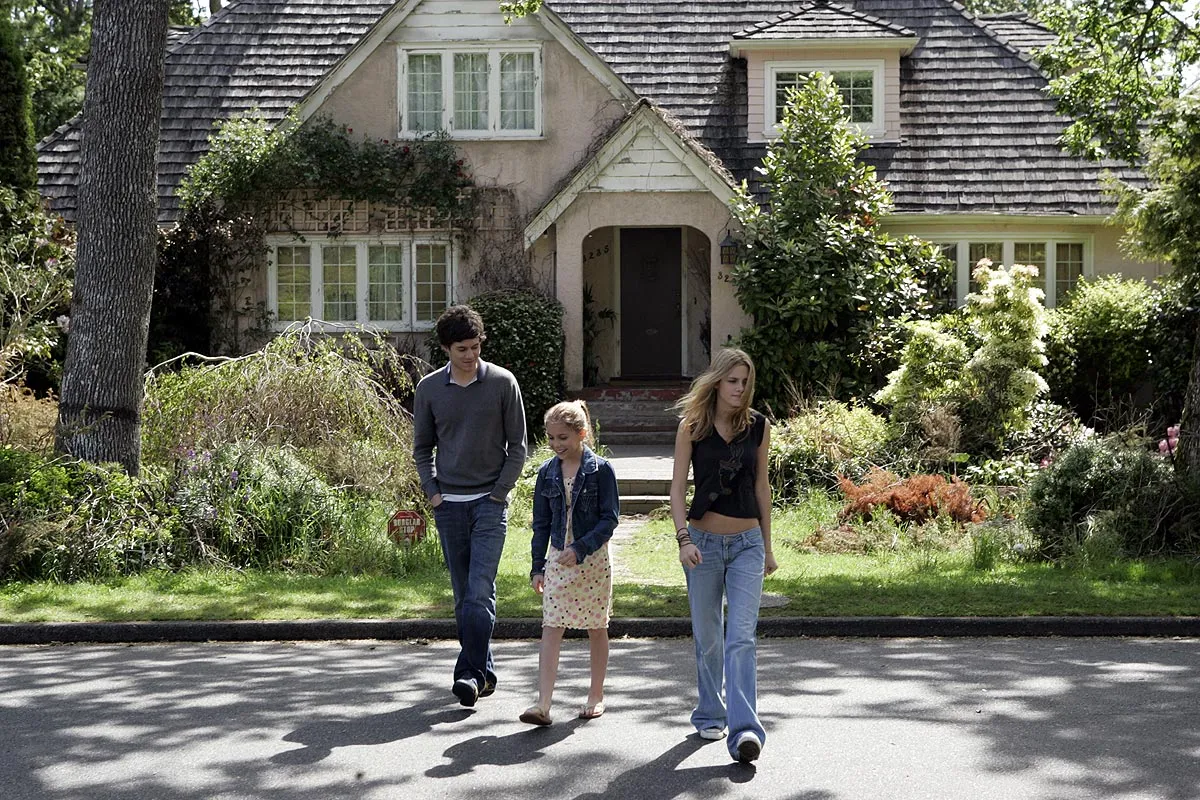 Кадр из фильма В стране женщин