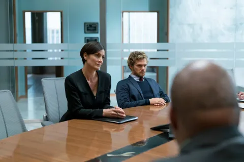 Кадр из фильма Железный кулак