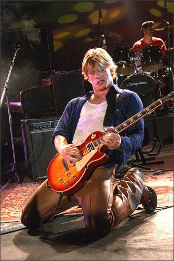 Кадр из фильма Любовь на острове