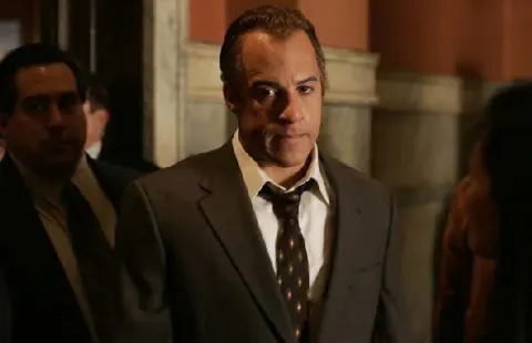 Кадр из фильма Признайте меня виновным