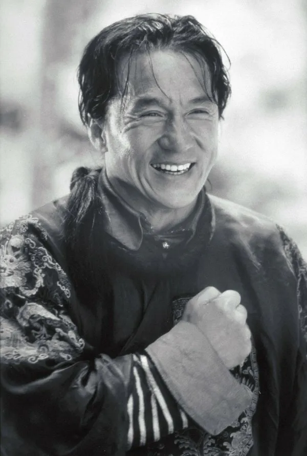 Кадр из фильма Шанхайский полдень