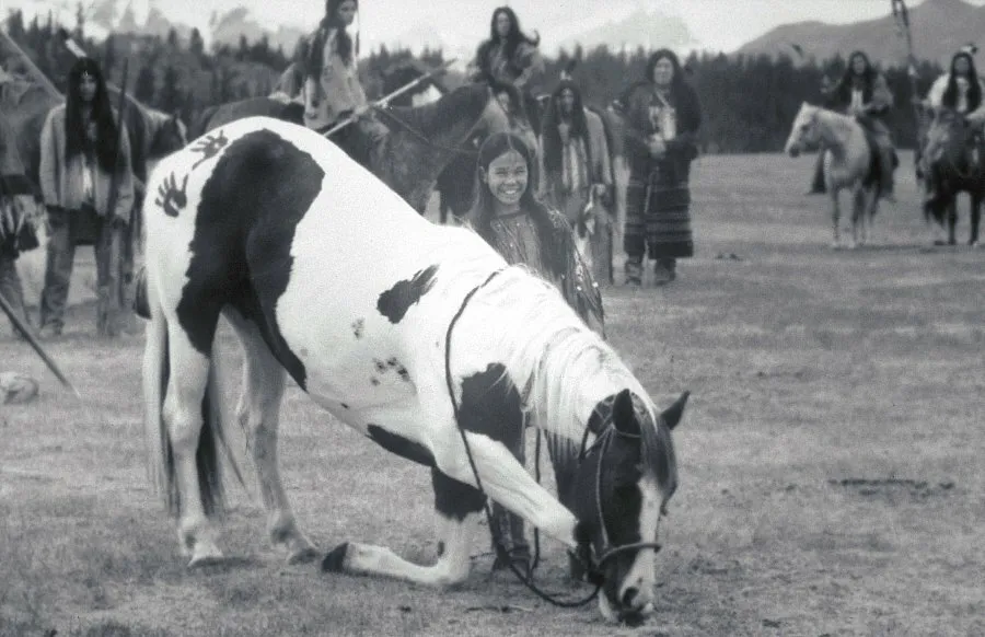Кадр из фильма Шанхайский полдень