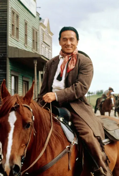 Кадр из фильма Шанхайский полдень