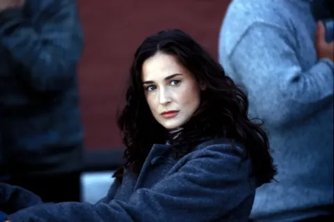 Кадр из фильма Полусвет