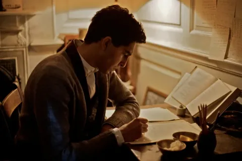 Кадр из фильма Человек, который познал бесконечность