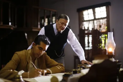 Кадр из фильма Человек, который познал бесконечность