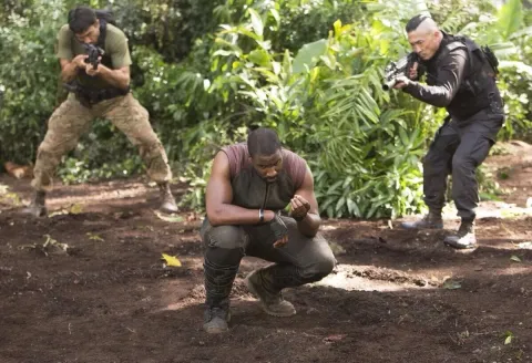 Кадр из фильма Сверхлюди