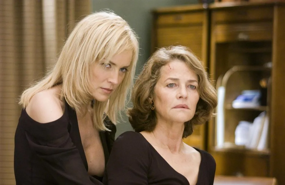 Кадр из фильма Основной инстинкт 2: Жажда риска