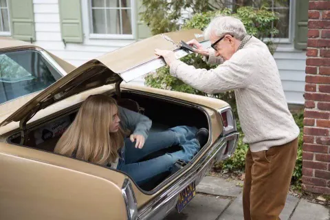 Кадр из фильма Кризис в шести сценах