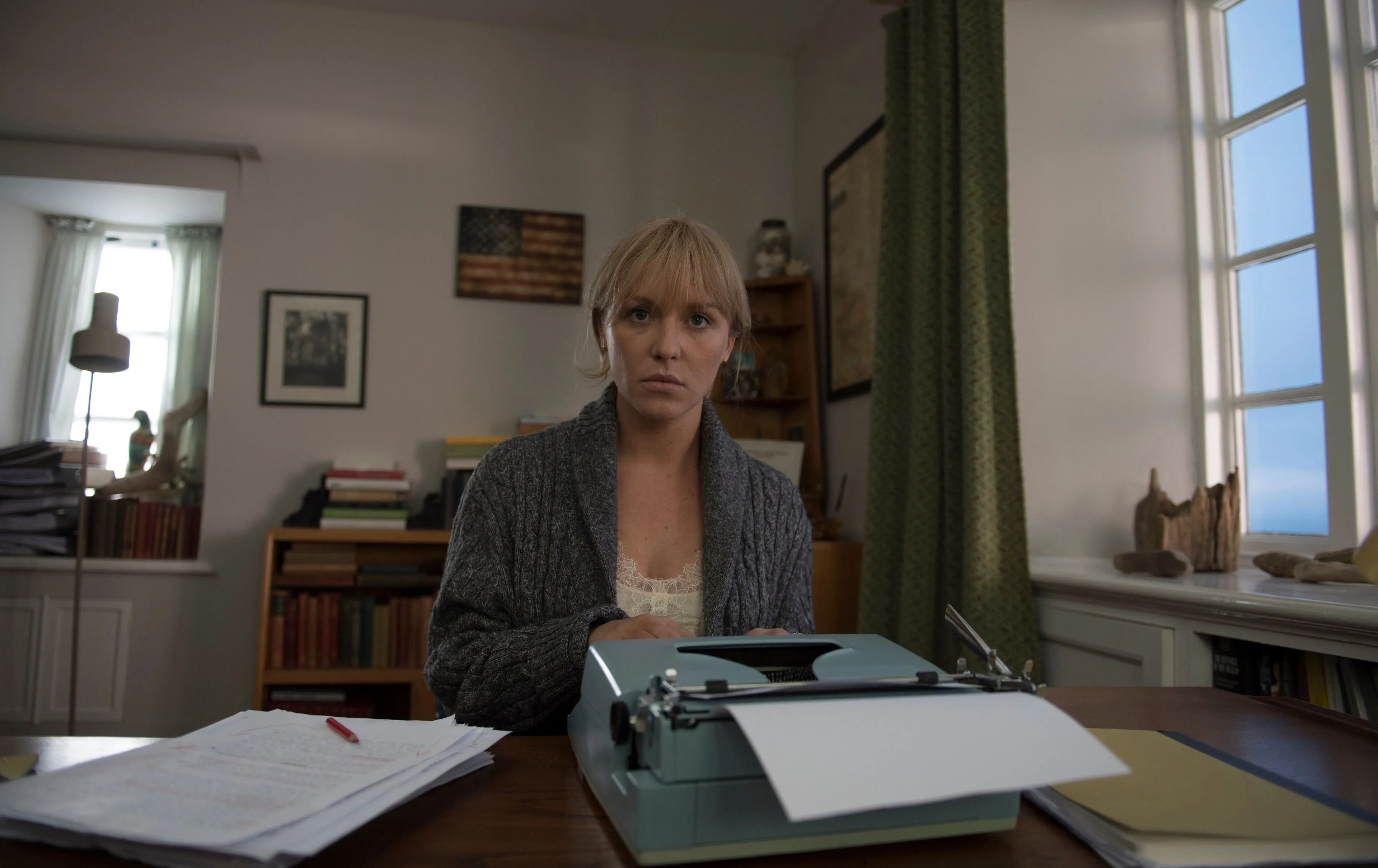 Кадр из фильма Жена