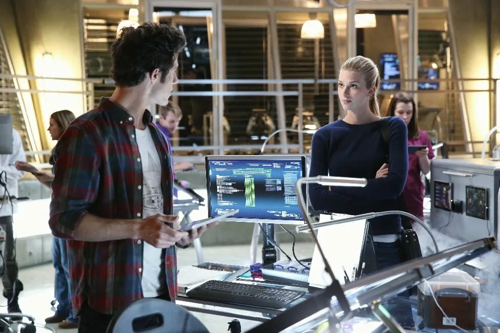 Кадр из фильма Сшиватели