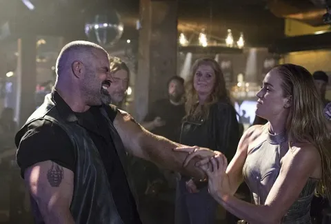 Кадр из фильма Легенды завтрашнего дня