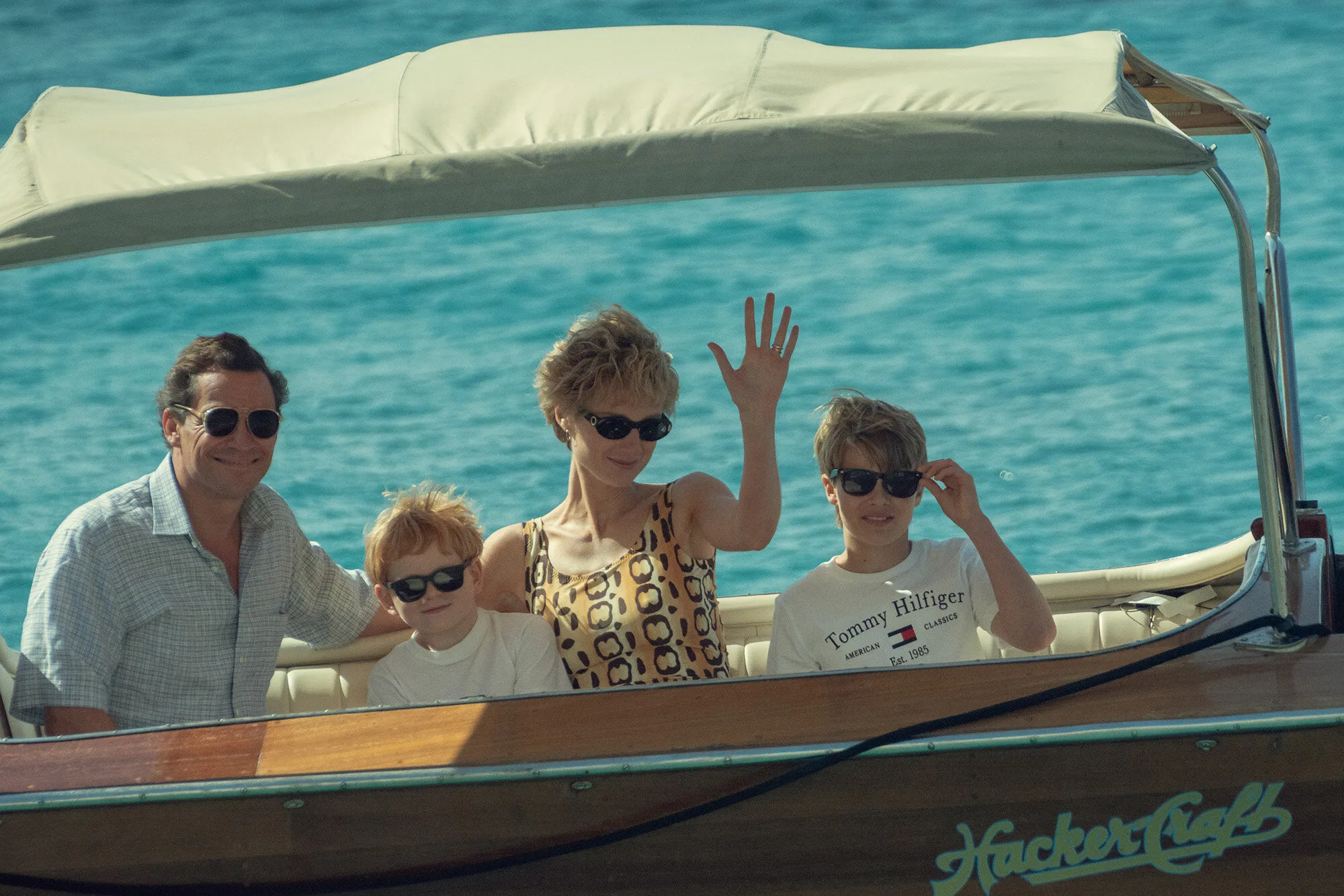 Кадр из фильма Корона