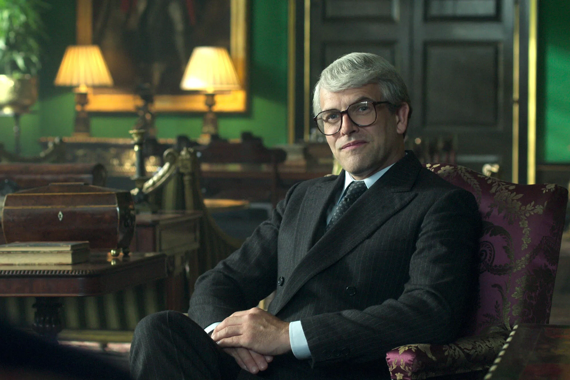 Кадр из фильма Корона