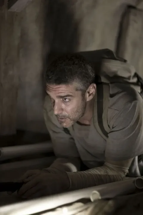 Кадр из фильма В конце туннеля