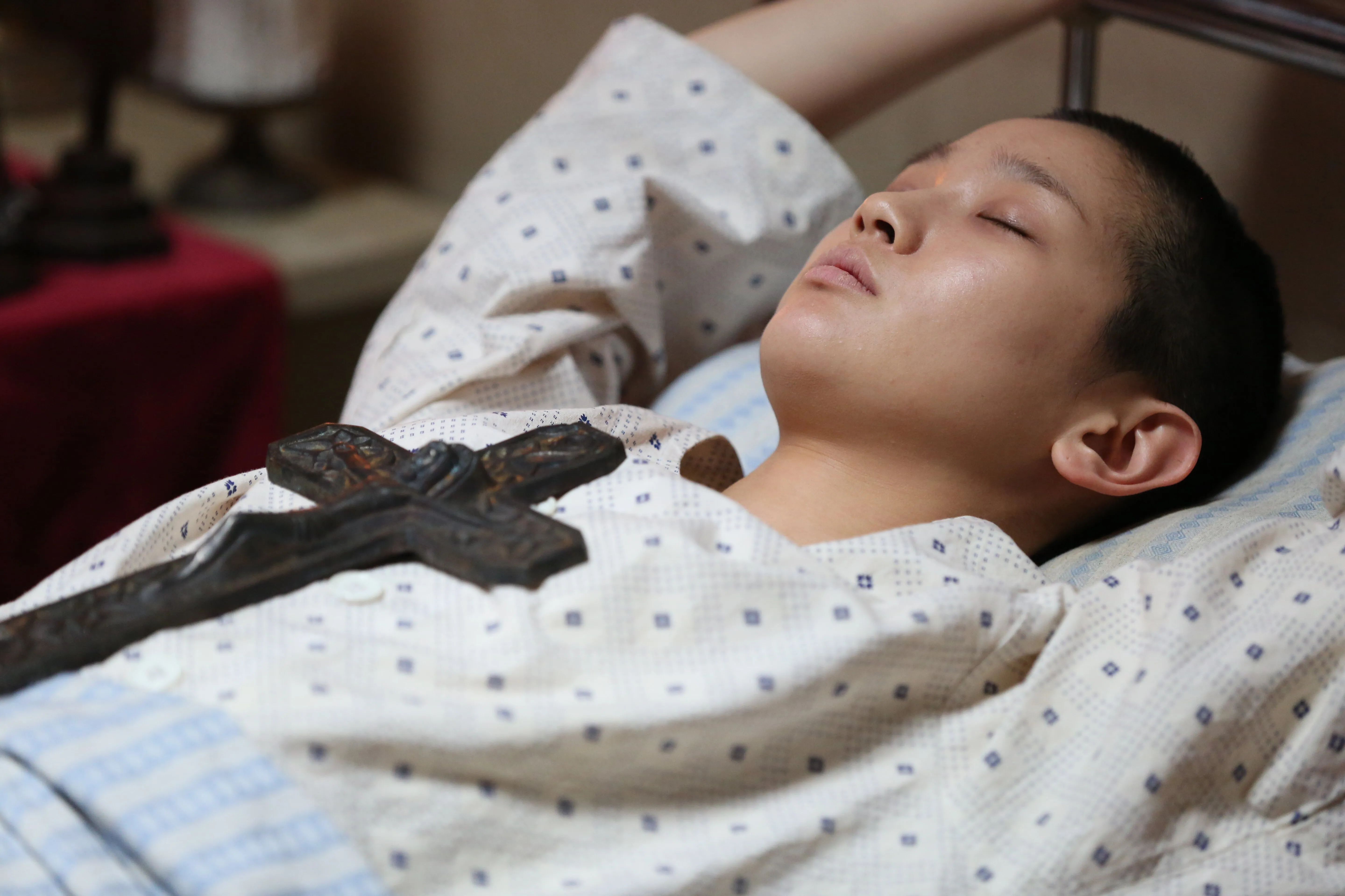 Кадр из фильма Чёрные священники