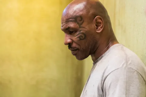 Кадр из фильма Кикбоксер возвращается