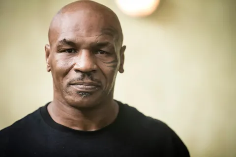 Кадр из фильма Кикбоксер возвращается