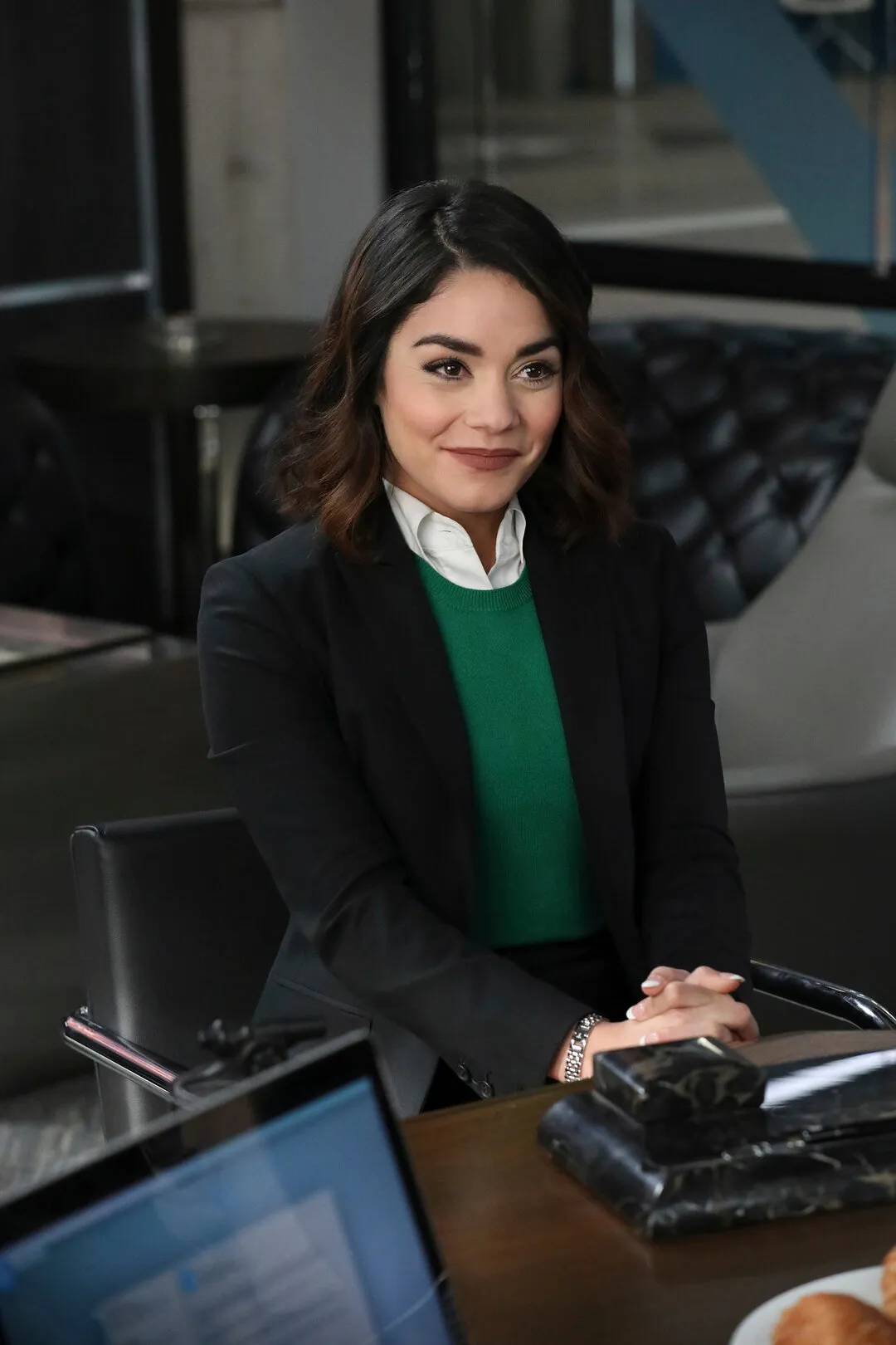 Кадр из фильма Бессильные