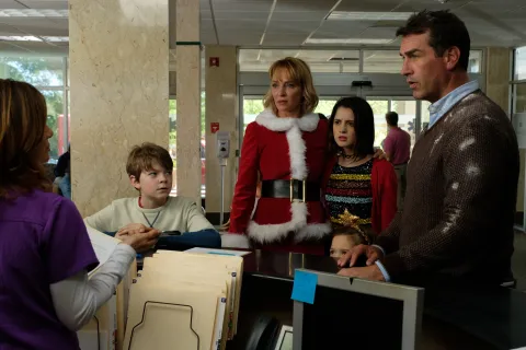 Кадр из фильма Дедушка нелегкого поведения